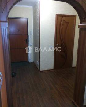 2-к квартира, вторичка, 63м2, 3/10 этаж