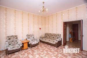 3-к квартира, вторичка, 72м2, 1/2 этаж