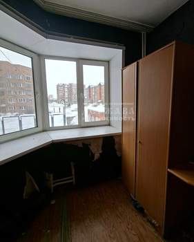 3-к квартира, вторичка, 69м2, 2/5 этаж