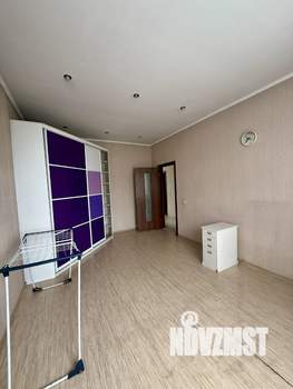3-к квартира, вторичка, 74м2, 3/3 этаж