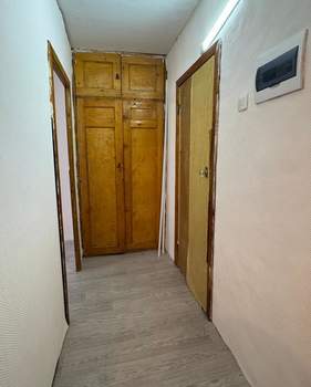 2-к квартира, вторичка, 34м2, 1/5 этаж