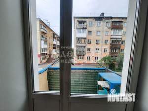 3-к квартира, вторичка, 81м2, 2/2 этаж