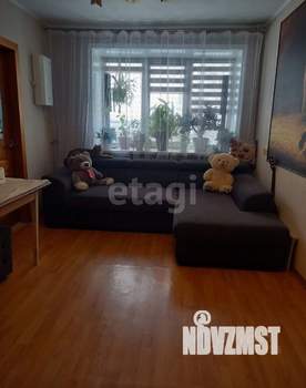 4-к квартира, вторичка, 62м2, 3/5 этаж