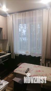 4-к квартира, вторичка, 61м2, 5/5 этаж