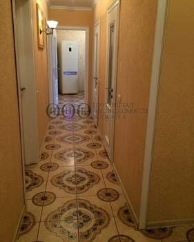 3-к квартира, вторичка, 82м2, 9/10 этаж