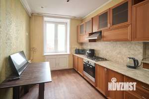 4-к квартира, вторичка, 97м2, 4/5 этаж