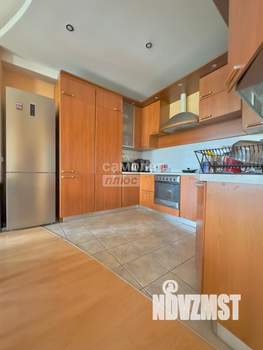 2-к квартира, вторичка, 122м2, 4/4 этаж