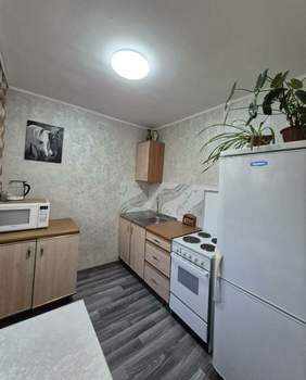 2-к квартира, вторичка, 43м2, 4/5 этаж