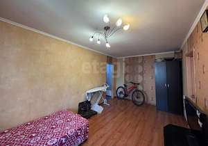 4-к квартира, вторичка, 62м2, 3/5 этаж