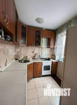 3-к квартира, вторичка, 61м2, 3/5 этаж