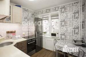 2-к квартира, вторичка, 43м2, 3/5 этаж