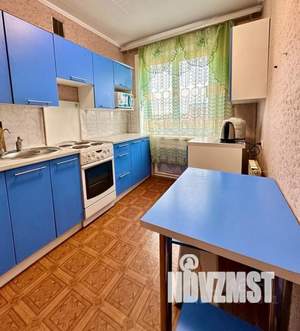 3-к квартира, вторичка, 60м2, 9/9 этаж