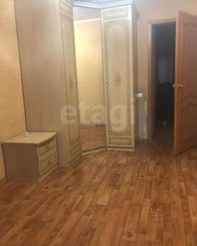 3-к квартира, вторичка, 63м2, 1/10 этаж