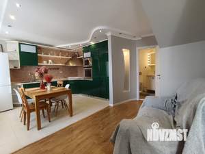 3-к квартира, вторичка, 111м2, 8/9 этаж