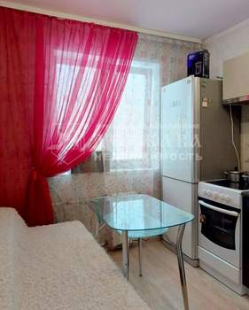 2-к квартира, вторичка, 43м2, 1/5 этаж