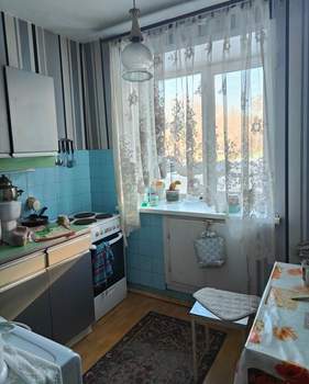 3-к квартира, вторичка, 57м2, 1/5 этаж