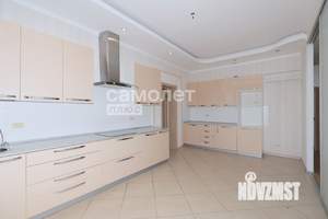 3-к квартира, вторичка, 102м2, 12/14 этаж