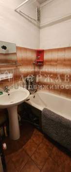 3-к квартира, вторичка, 60м2, 9/9 этаж