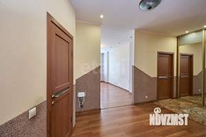 4-к квартира, вторичка, 105м2, 4/5 этаж