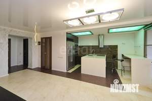 4-к квартира, вторичка, 138м2, 8/10 этаж