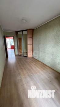 3-к квартира, вторичка, 60м2, 6/9 этаж