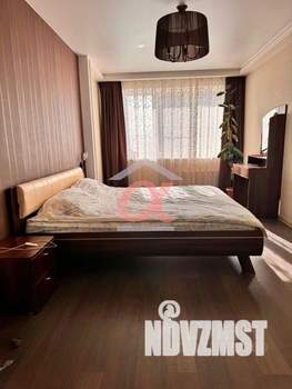 4-к квартира, вторичка, 102м2, 5/10 этаж