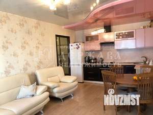 2-к квартира, вторичка, 64м2, 1/10 этаж