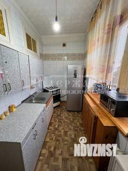 3-к квартира, вторичка, 65м2, 5/5 этаж