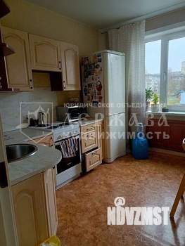 4-к квартира, вторичка, 74м2, 3/9 этаж