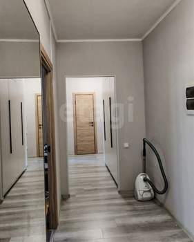 3-к квартира, вторичка, 74м2, 4/10 этаж