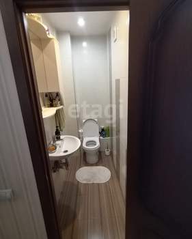 3-к квартира, вторичка, 68м2, 9/9 этаж