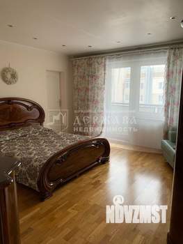 4-к квартира, вторичка, 110м2, 4/10 этаж