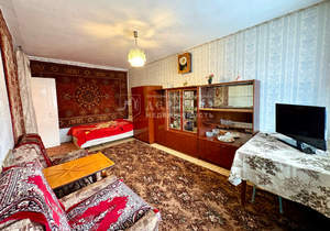 2-к квартира, вторичка, 43м2, 3/5 этаж