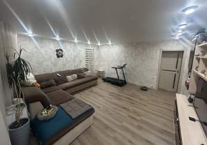 3-к квартира, вторичка, 107м2, 8/10 этаж