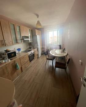4-к квартира, вторичка, 86м2, 8/8 этаж