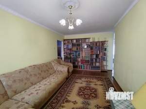3-к квартира, вторичка, 58м2, 5/5 этаж