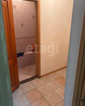 3-к квартира, вторичка, 59м2, 1/5 этаж