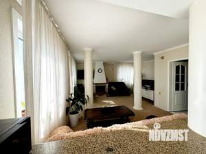 3-к квартира, вторичка, 93м2, 5/5 этаж