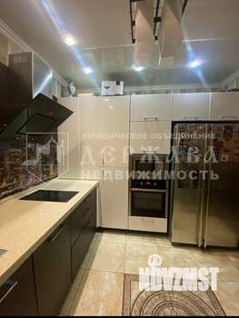 4-к квартира, вторичка, 81м2, 8/9 этаж