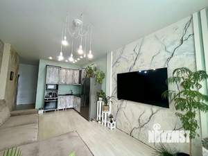 2-к квартира, вторичка, 54м2, 1/9 этаж