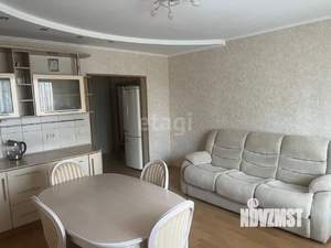 2-к квартира, вторичка, 63м2, 2/10 этаж