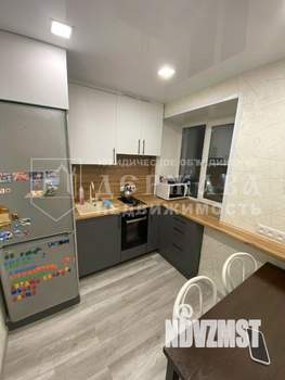 2-к квартира, вторичка, 40м2, 5/5 этаж