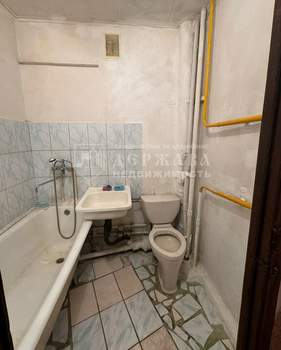 1-к квартира, вторичка, 17м2, 1/9 этаж