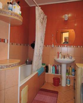 2-к квартира, вторичка, 64м2, 4/10 этаж