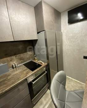 2-к квартира, вторичка, 43м2, 1/5 этаж