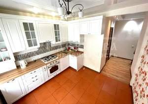 3-к квартира, вторичка, 80м2, 2/5 этаж