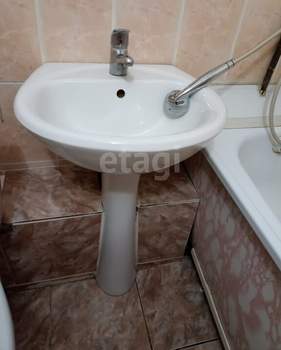 2-к квартира, вторичка, 44м2, 1/5 этаж