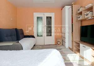 2-к квартира, вторичка, 45м2, 1/5 этаж