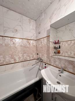 3-к квартира, вторичка, 60м2, 6/9 этаж