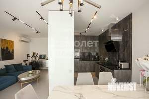 4-к квартира, вторичка, 144м2, 13/13 этаж